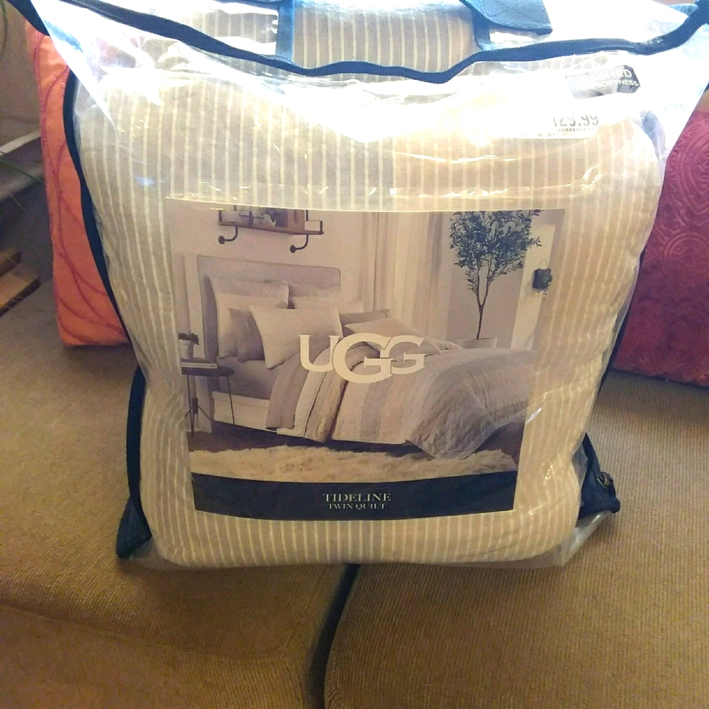 Ugg Tideline twin quilt
